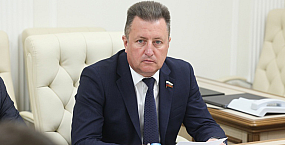 Сенатор от Вологодской области Евгений Богомазов досрочно сложил полномочия