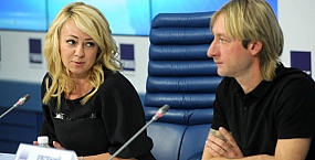 Яна Рудковская и Евгений Плющенко купили виллу с бассейном в Баку
