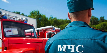 Пожар на стройке в Москве: МЧС эвакуировало 19 рабочих