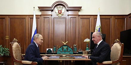 Путин провел встречу с Темрезовым