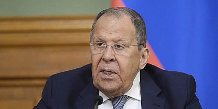Лавров: Путин готов встретиться с Зеленским при наличии «реальной повестки»