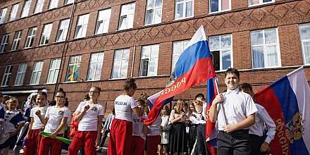 В Госдуме предложили ввести единое удостоверение школьника