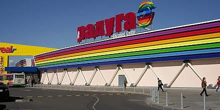 Юникредит требует 827 млн рублей с владельца ТРК «Радуга»