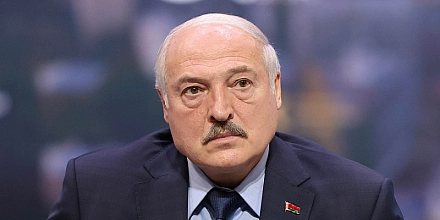 Лукашенко прибыл в Москву для переговоров с Путиным и участия в Глобальном атомном форуме