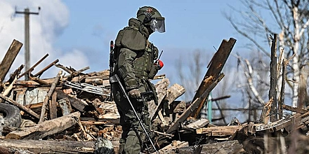 Минобороны: российские войска завершают зачистку Кировска в ДНР