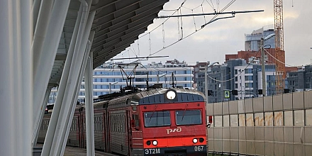 В Петербурге открыли железнодорожную станцию «Новая Лахта» рядом с «Лахта-центром»