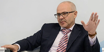 Худеющий кошелек Снегурова: ВИСу светит долговая яма за мост?