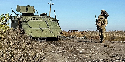 Российские штурмовые подразделения зачистили три улицы в западной части Купянска