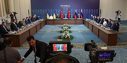 Песков: отказ Украины от переговоров формализует ее нежелание вести диалог с Россией