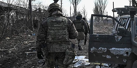 Российские военные проводят зачистку микрорайона Западная-Вторая в Купянске