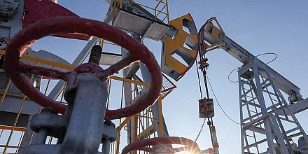 Стоимость нефти Brent достигла $63,2 за баррель