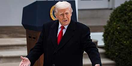 Трамп пообещал «постоянную паузу» миграции из стран третьего мира