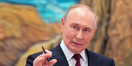 Песков заявил о проблемах с легитимностью Зеленского, но подчеркнул стремление сторон к мирному урегулированию