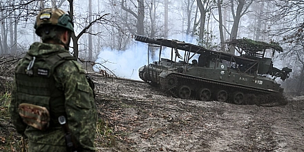 Российские войска продолжают продвигаться в Димитрове