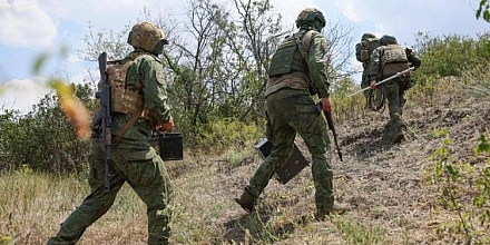 Путину доложили о полном переходе Северска под контроль российских сил