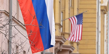 Рябков отметил прагматичный настрой США в диалоге с Россией