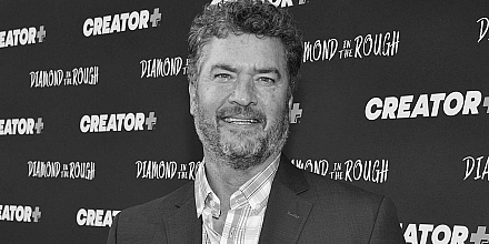 Умер актер Пэт Финн, сыгравший в сериалах «Друзья» и «Бывает и хуже»