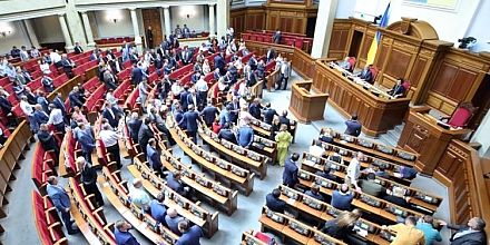 В Раде готовят новые меры по ограничению использования русского языка