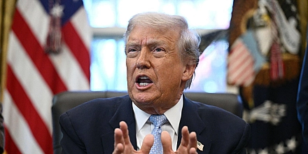 Трамп заявил о стремлении США получить бессрочный и неограниченный доступ к Гренландии