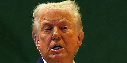 Daily Star связала старое пророчество о мировой войне с притязаниями Трампа на Гренландию