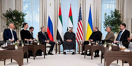 Песков заявил о начале прямых контактов по урегулированию конфликта на Украине