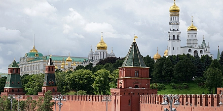 Песков поддержал идею полного восстановления сборной России в правах