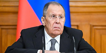 Лавров заявил о росте рисков милитаризации космоса из-за действий США