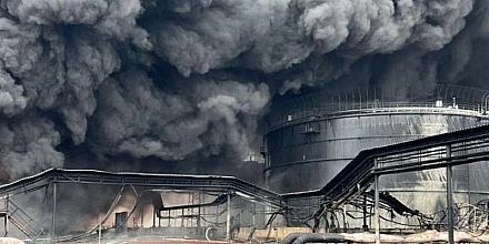 Пожар на нефтебазе в Лабинске после атаки беспилотников полностью ликвидирован