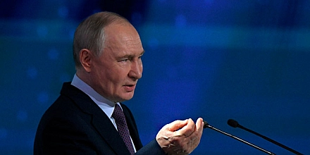 Путин поддержал предложение о добровольных взносах бизнеса на нужды государства