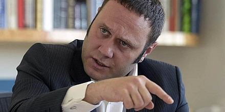 Генса накачивают госконтрактами: у Мишустина - новый кошелек?