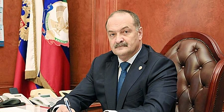 Меликов попросил пока не назначать его на новую работу из-за смены главы Дагестана