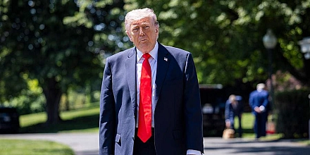 Трамп заявил, что говорить о прямых переговорах США и Ирана пока рано
