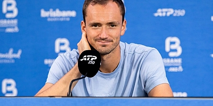 Медведев вышел в четвертьфинал турнира Masters в Риме