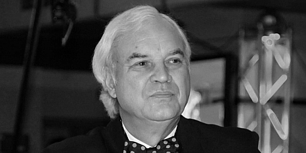 Умер телеведущий Владимир Молчанов