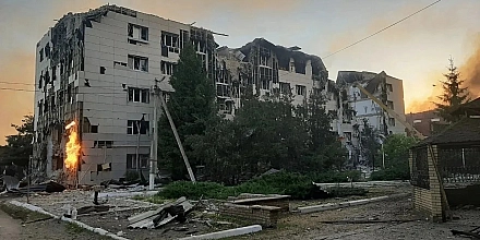 В Старобельске из-под завалов учебного заведения извлекли тело погибшего