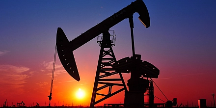 Нефть Brent дорожает на фоне сообщений о новых ударах США по Ирану