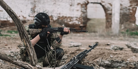 В силовых структурах заявили об уничтожении украинских военных собственным командованием под Харьковом