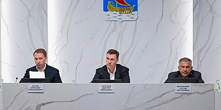 Патрушев поручил усилить контроль за вывозом мусора в курортный сезон
