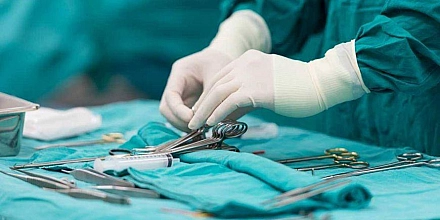 В Челябинске врачи удалили пациентке восьмикилограммовую опухоль