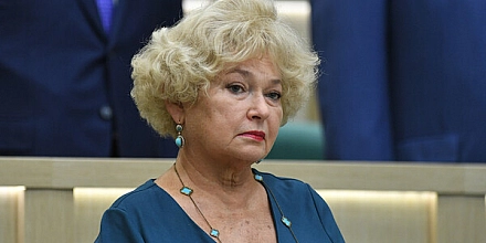 Людмила Нарусова может покинуть Совет Федерации в сентябре