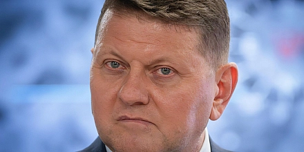 Залужный сообщил Зеленскому о намерении участвовать в выборах президента Украины