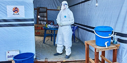 В ДР Конго подтвердили более 1,7 тысячи случаев заражения Эболой
