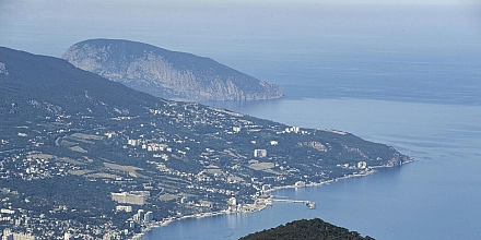 В Крыму четыре города и шесть районов остались без электричества после атак на энергосистему