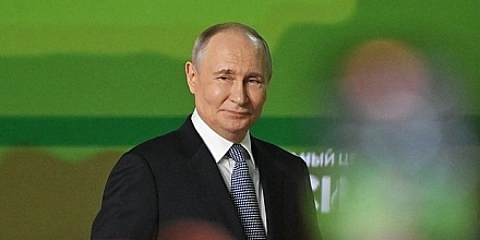 ФОМ зафиксировал снижение рейтинга одобрения работы Путина