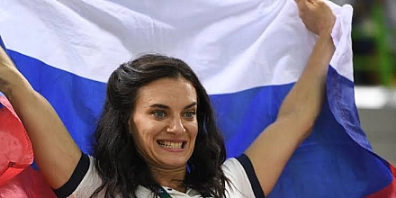С приставами рассчиталась двукратная олимпийская чемпионка Елена Исинбаева
