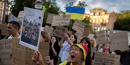 В Киеве, Харькове и Львове вновь прошли акции с требованием вернуть Федорова в Минобороны Украины