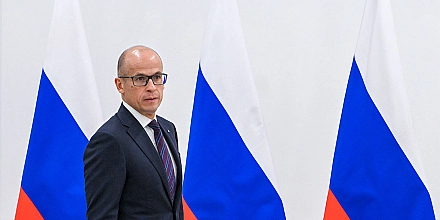 Путин принял отставку Бречалова