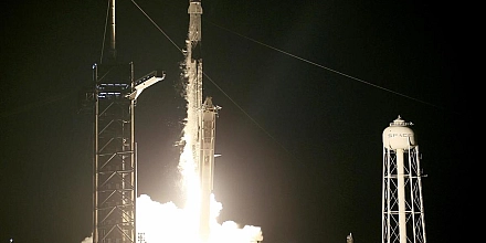 Вторая ступень Falcon 9 должна столкнуться с Луной 5 августа