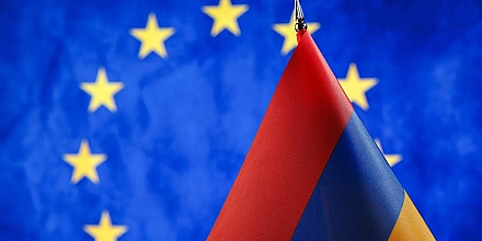 Галузин назвал заявления Пашиняна о референдуме по вступлению Армении в ЕС путаными