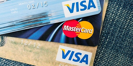 Карты Visa и Mastercard могут полностью исчезнуть из оборота в России к концу 2027 года